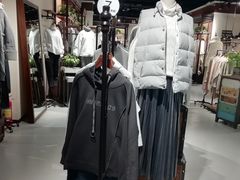 -斯普瑞斯奥特莱斯