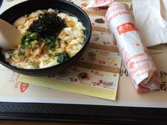 豆花和粢饭-东方既白(黄兴路大润发店)