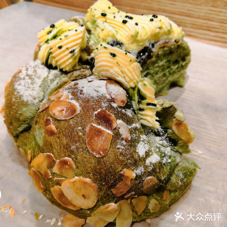 之前吃正弘城有家欧包店，让我感觉欧包不怎么好吃