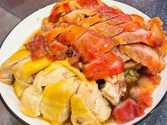 叉烧烧鹅腊肠三拼-吾家香港烧腊专门店