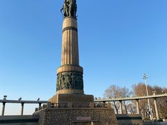 -人民防洪胜利纪念塔