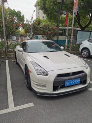 -M8全球名车广场