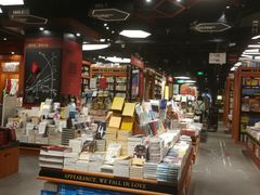 -SISYPHE BOOKS西西弗书店(龙湖滨江天街店)