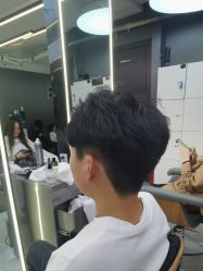 -藤野造型烫发染发