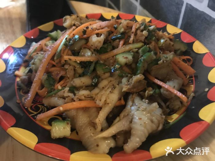 阿依云图片