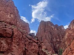 -天山神秘大峡谷