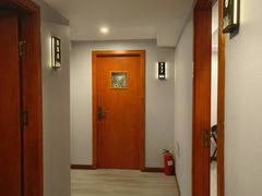 -金蚁康•经络调理•肩颈按摩(万达金街店)