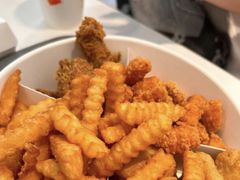 -麦当劳(世界城广场店)