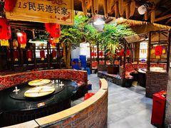 -鱼窝棚柴火铁锅炖(富山屯店)