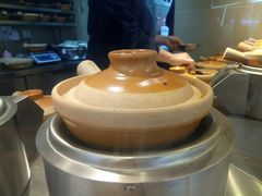 -煲仔皇腊味煲仔饭(经四万达店)
