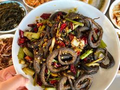 -丹水桥地锅鱼·翘嘴鲌·地方特色全鱼宴(丹江口大坝店)