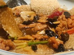 红酒锅巴红烧肉-卞氏菜根香(航空路旗舰店)