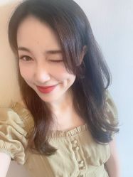 -变画·发型STUDIO