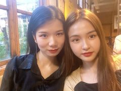 -几个木匠匠人厨房
