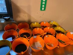 -轩于鲜旋转自助小火锅(新之城购物广场店)