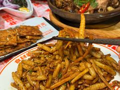 -威记烧嘢·南宁烧烤·超级生牛(绿地店)