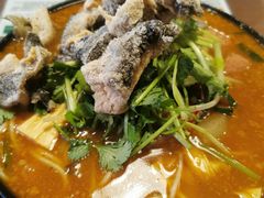 招牌炸酱小锅米线-肥汁米蘭香港米线(宁波路总店)
