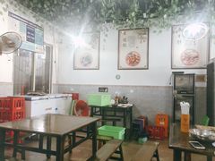 大堂-小杨翘脚牛肉