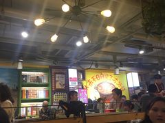 大堂-钢管厂歆瑞源油卤串串香(春熙路太古里店)