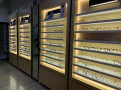 -康利眼镜·蔡司战略合作店(龙泉书房店)