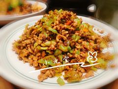 黑三剁-云海肴·汽锅鸡·云南菜(领展购物广场·中关村店)