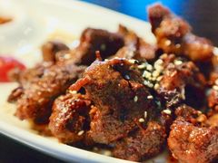 铁炉烤乌珠穆沁羊肉-辛德勒啤酒德餐厅