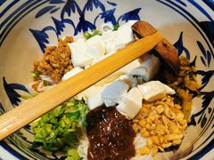 -蜗牛小馆醉乡民谣云南菜(惠新西里店)