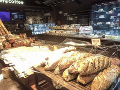 -红跑车蛋糕世界(清江路店)