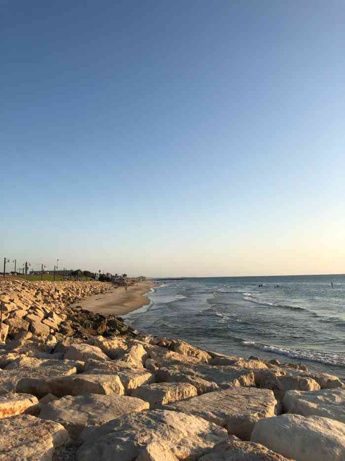 达多海滩-"海法最美的沙滩,火车乘到hof haka."-大众点评移动版