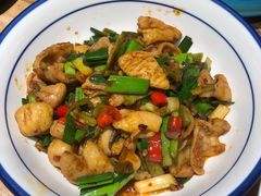 贡菜肥肠-餐酷哈雷餐厅(通程广场店)