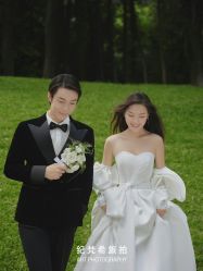 -纪梵希旅拍婚纱摄影(大连总店)