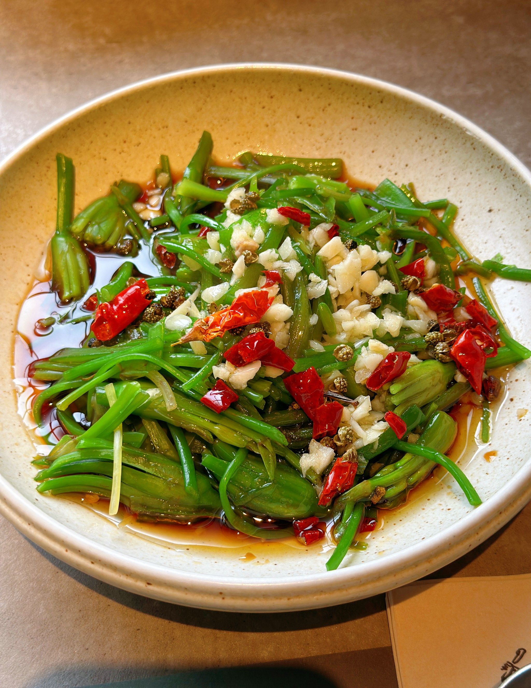 云南菜,居然有一点辣🥵