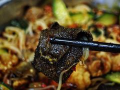 -周良天山牛杂城(天山路总店)