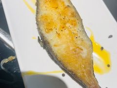 -淡尾·海鲜自助概念餐厅(虹桥南丰城店)