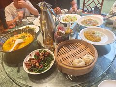 -湖泉水云间餐厅·弥勒地道菜(B座店)