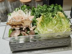 -红鼎豆捞·非遗鲍皇汤火锅(宝丰路店)