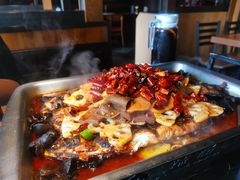 -辣尚瘾·烤鱼·新川菜(交大直营店)