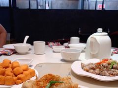 -肥仔文澳门猪骨煲(南京西路店)