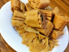 炸咯吱盒-六爷门框百年卤煮