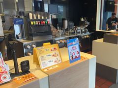 -麦当劳(常山服务区得来速店)