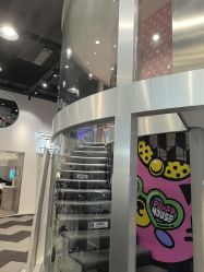 -MINI MARS 脚下的城市乐园·餐饮·派对(静安江宁店)