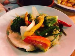 -Lanterns Vietnamese Restaurant