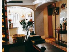 -欧洲房子(宜必思店)