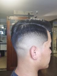-Libertines barbershop 浪子理发店