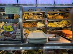 面包甜点陈列柜-护国寺小吃(地安门店)