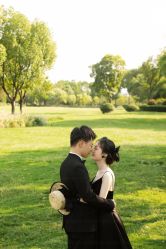 -雪中彩影婚纱摄影·微光艺术中心