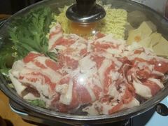 部队年糕澳洲肥牛火锅-花腰餐吧Bistro烧烤 傣味(传媒大学店)