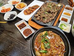 -釜山豚骨汤饭(芝罘万达广场店)