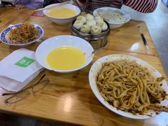 -王菊美食街·王菊面馆(总店)