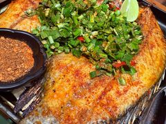 傣味香茅草烤罗非鱼-云海肴·汽锅鸡·云南代表菜(美罗城店)